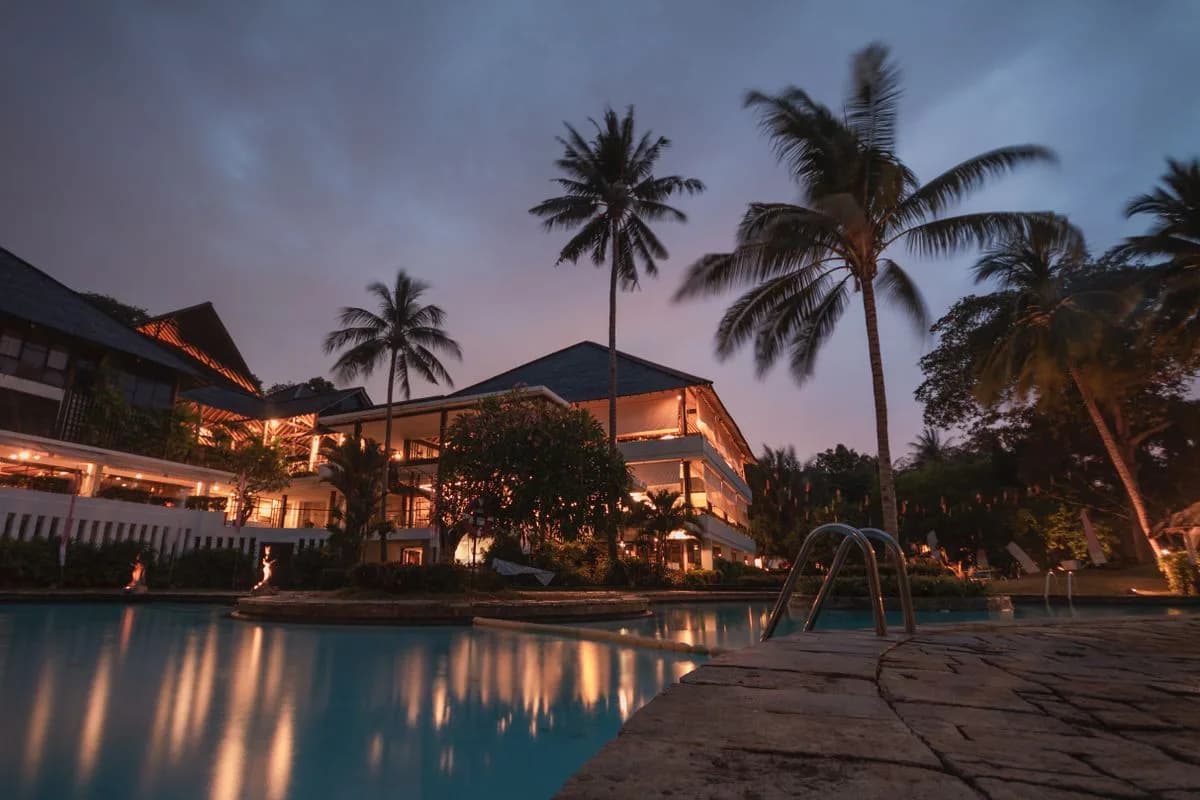 Resort amenities — seasonal offer creative