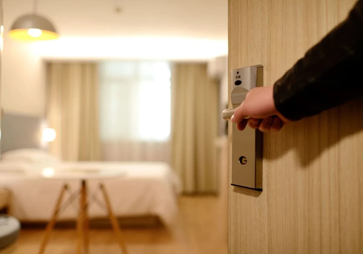 Hotel breakfast — hospitality story